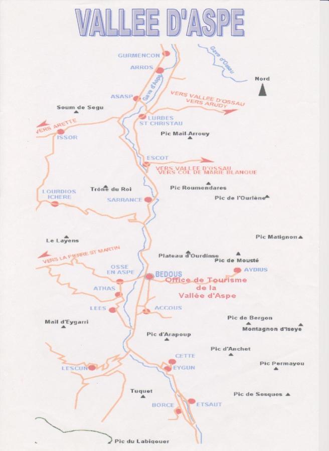 Gites Communaux A Lourdios Экстерьер фото